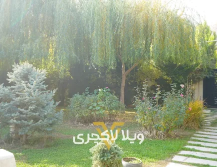 محوطه سازی و درب ورودی ویلا