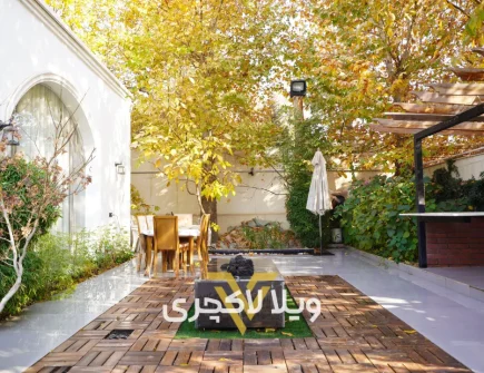 نشیمن فضای باز ویلا